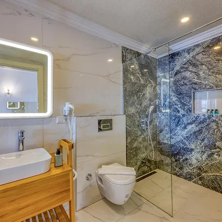 Hamarat Otel Kaş